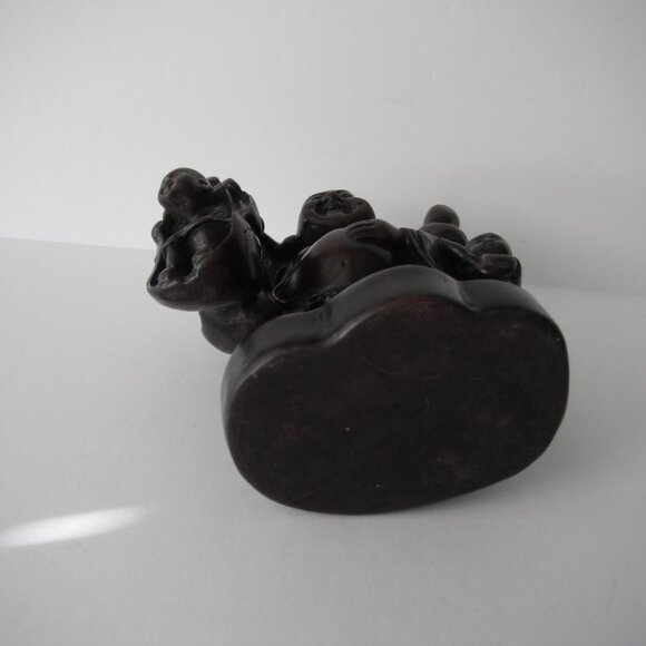 Vintage Asian Wise Man Figurine Heavy Red Resin Cast Carved Miniature 5.1/4" - Picture 8 of 9